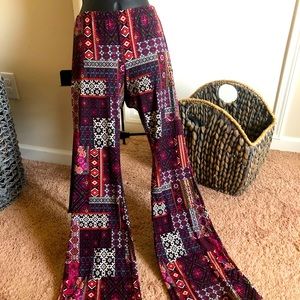 ❤️BOGO Bell Bottom Pants